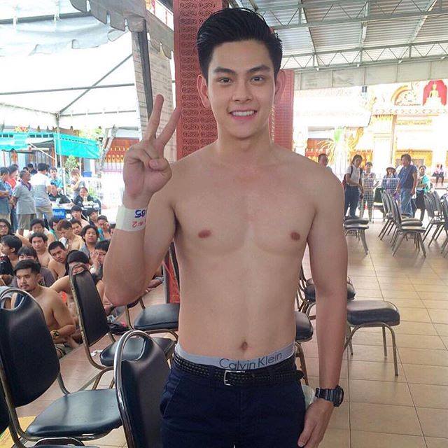 ขาววววววมากกกก