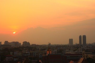 ไปไหว้พระที่ภูเขาทองมา