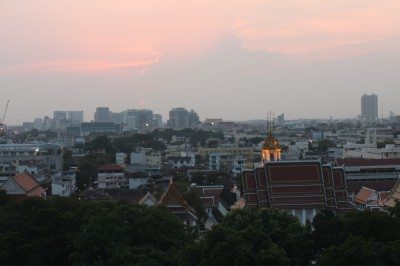 ไปไหว้พระที่ภูเขาทองมา
