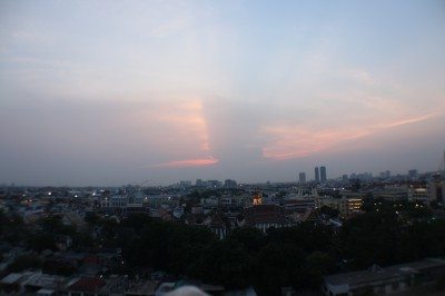 ไปไหว้พระที่ภูเขาทองมา
