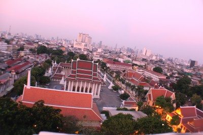 ไปไหว้พระที่ภูเขาทองมา