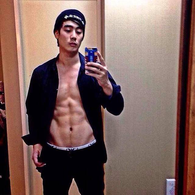 ดาราชายที่หล่อเซ็กซี่ 802