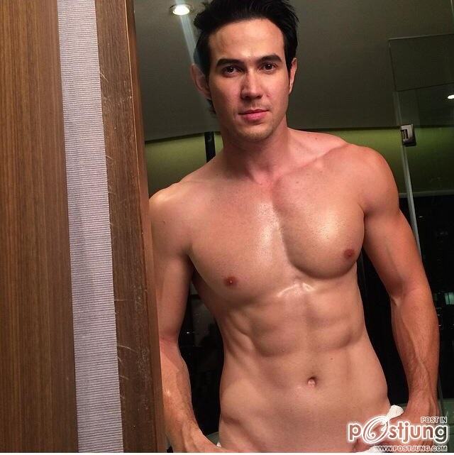 ดาราชายที่หล่อเซ็กซี่ 803