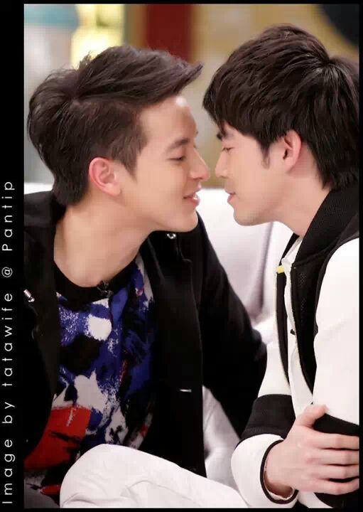 ดาราชายที่หล่อเซ็กซี่ 805