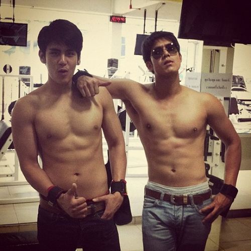 ดาราชายที่หล่อเซ็กซี่ 807