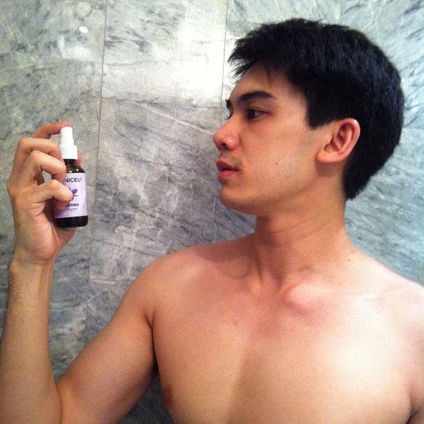 ดาราชายที่หล่อเซ็กซี่ 807
