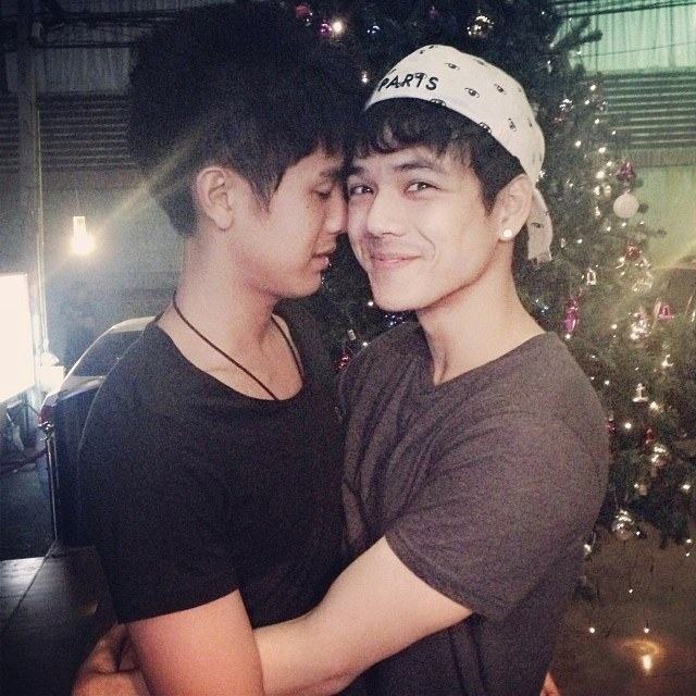 ดาราต่อ 815 หยอกเอินกันฟินๆ เสแสร้งแกล้งทำหรือทำจากใจจริง ตอบฉันมา