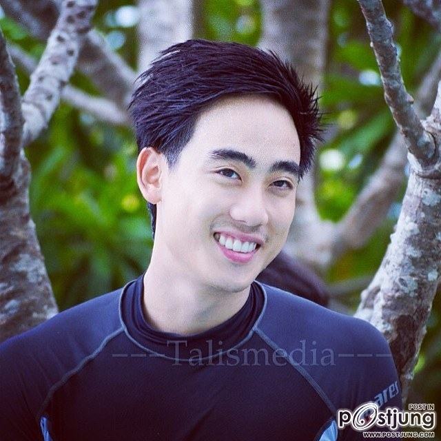 นักแสดงชายรูปหล่อเซ็กซี่น่าหมายปอง 823 ฮัทอีกแล้ว