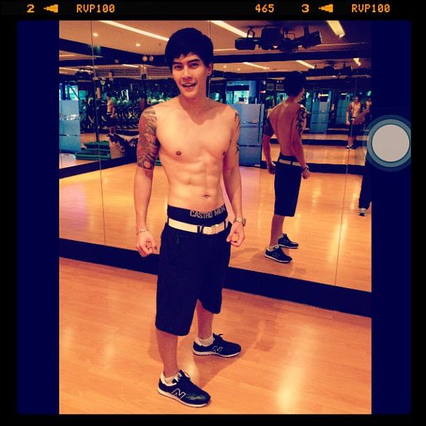 นักแสดงชายรูปหล่อเซ็กซี่น่าหมายปอง 826  บางคนนักร้องก็หยวนๆ