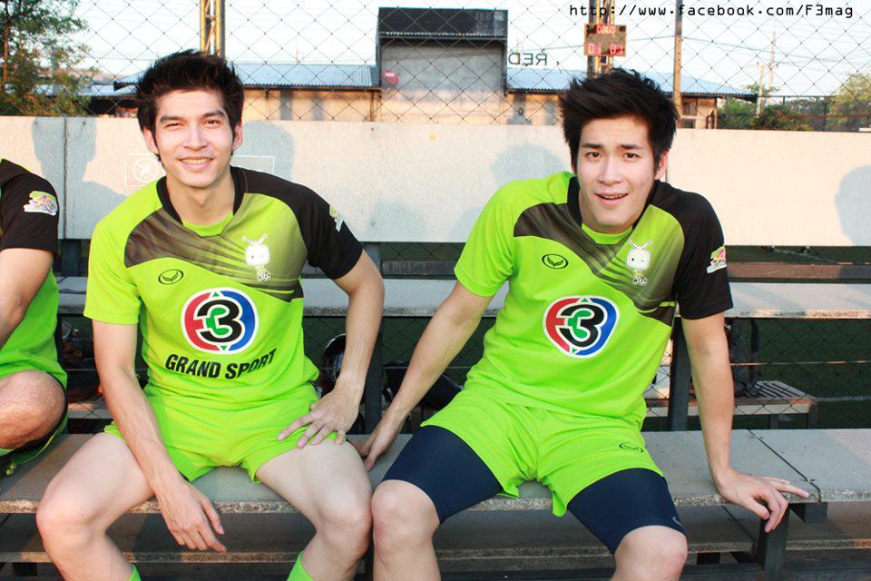 นักแสดงชายรูปหล่อเซ็กซี่น่าหมายปอง 829 ชุดบอลหมดเลยยยกรีดมาก