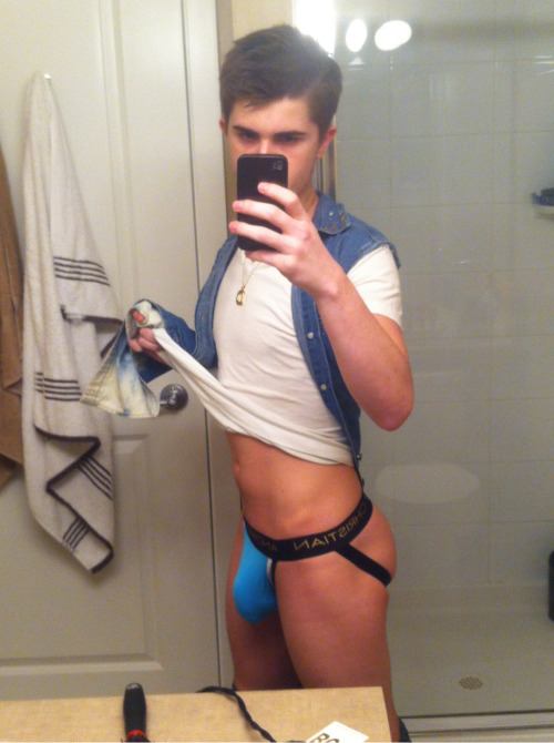Hot guy in underwear 140