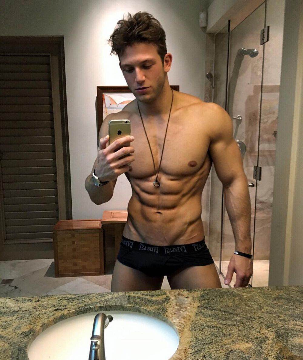 Hot guy in underwear 140