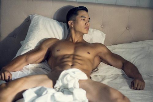 ถอดโชว์เรือนร่าง 1103 - Eugene Choi