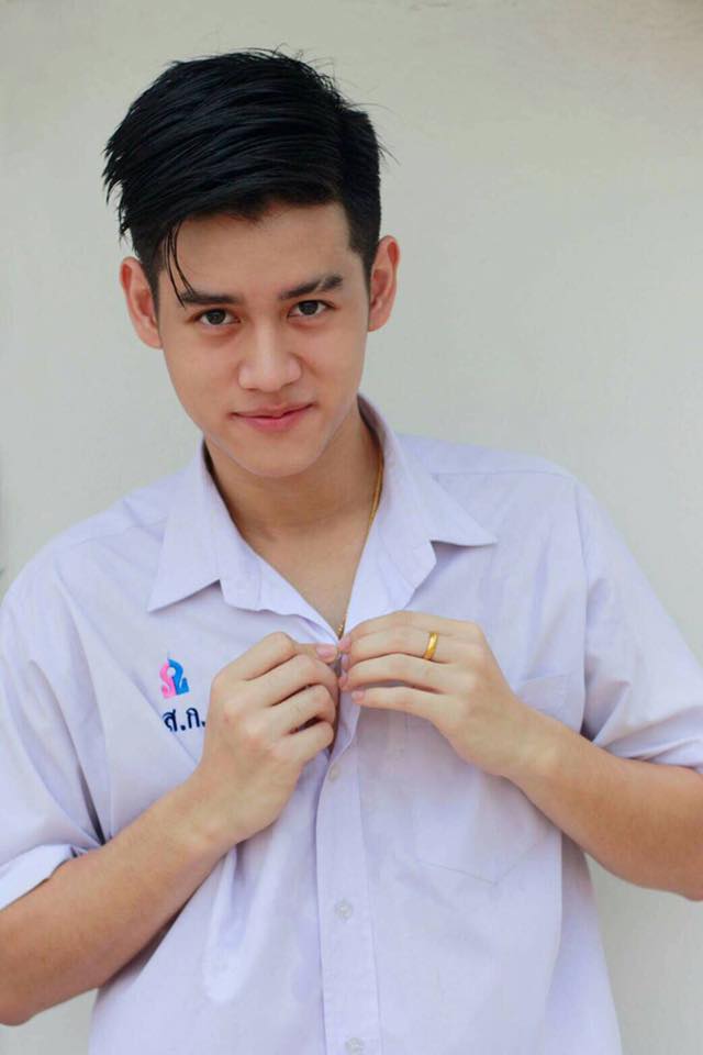 เลียจนเพลียลิ้น