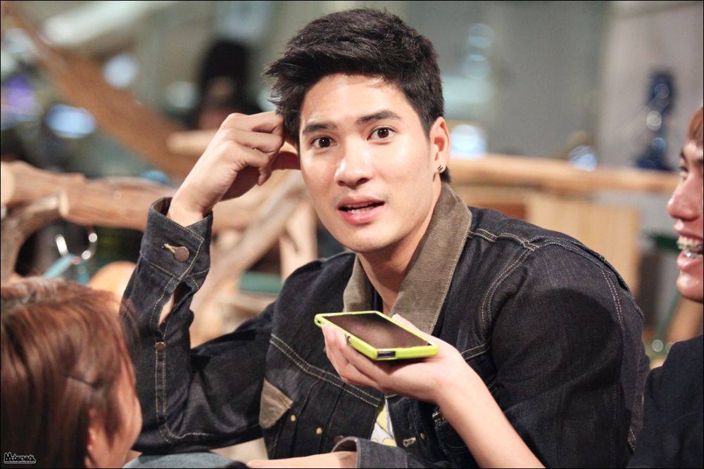 เลียจนเพลียลิ้น