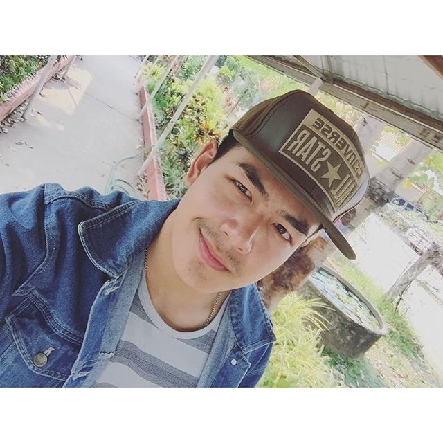 หนุ่มน้อย ม.ปลาย