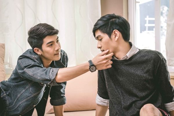 "เหนือ" พระเอกสุด Hot จากซีรี่ "รุ้งสีเทา" พร้อม IG