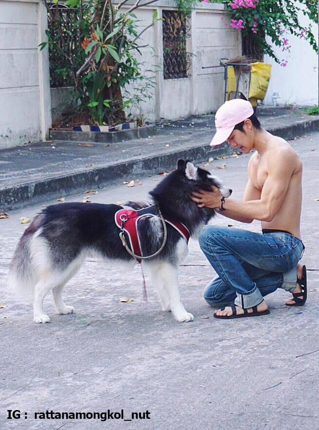"เหนือ" พระเอกสุด Hot จากซีรี่ "รุ้งสีเทา" พร้อม IG