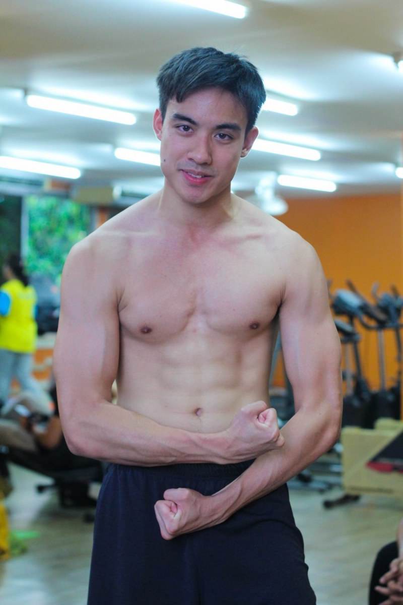 หนุ่มข้าว