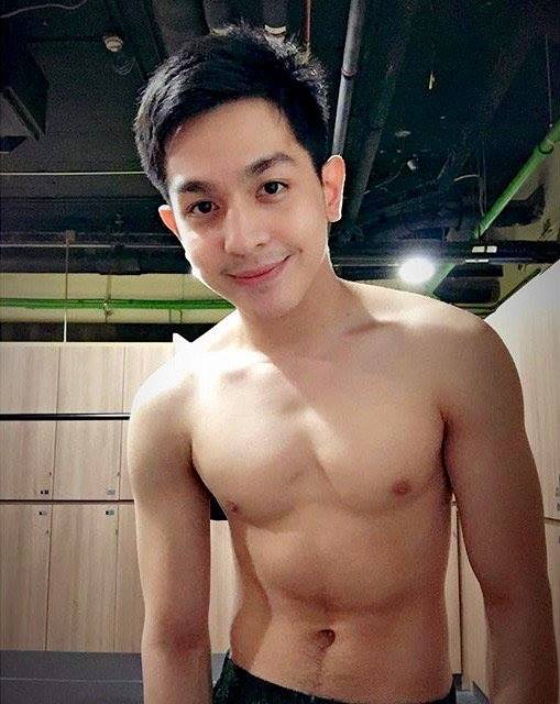 ค่ำนี้มีเลีย