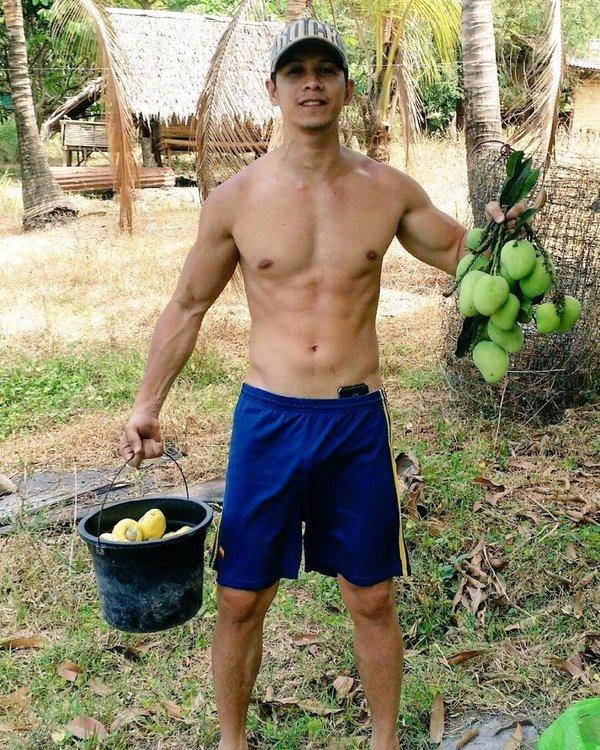 แซบวันหยุด