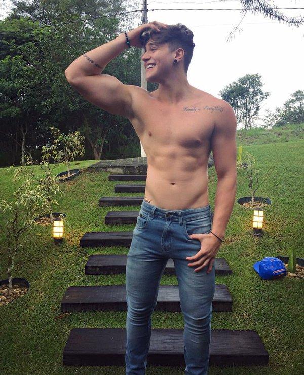 วันหยุดก็ฟิน