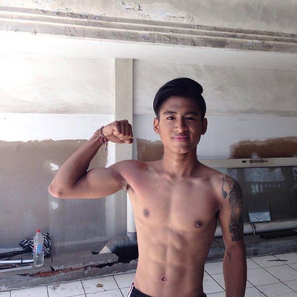 ผู้ชายพาเพลิน