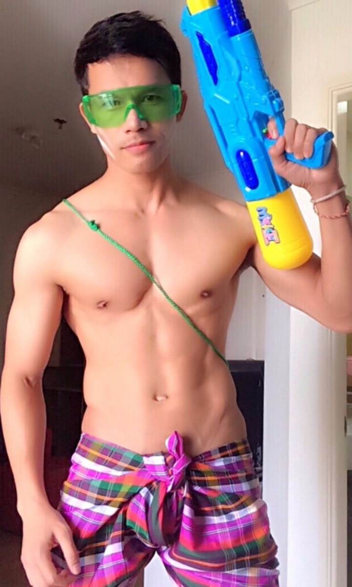 ผู้ชายพาเพลิน