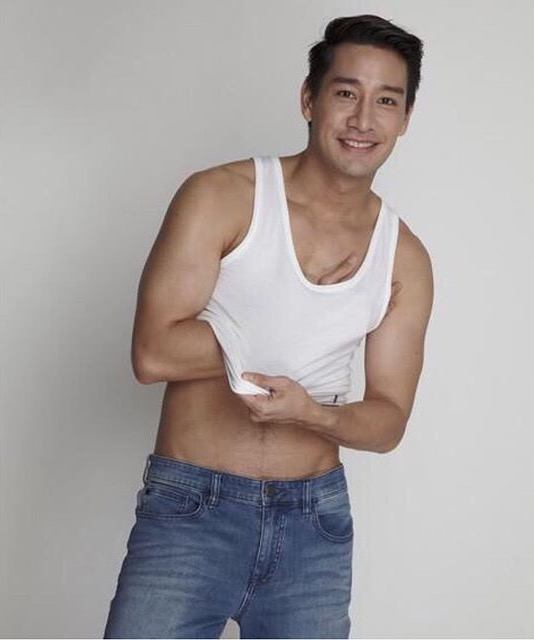 ป้อง ณวัฒน์