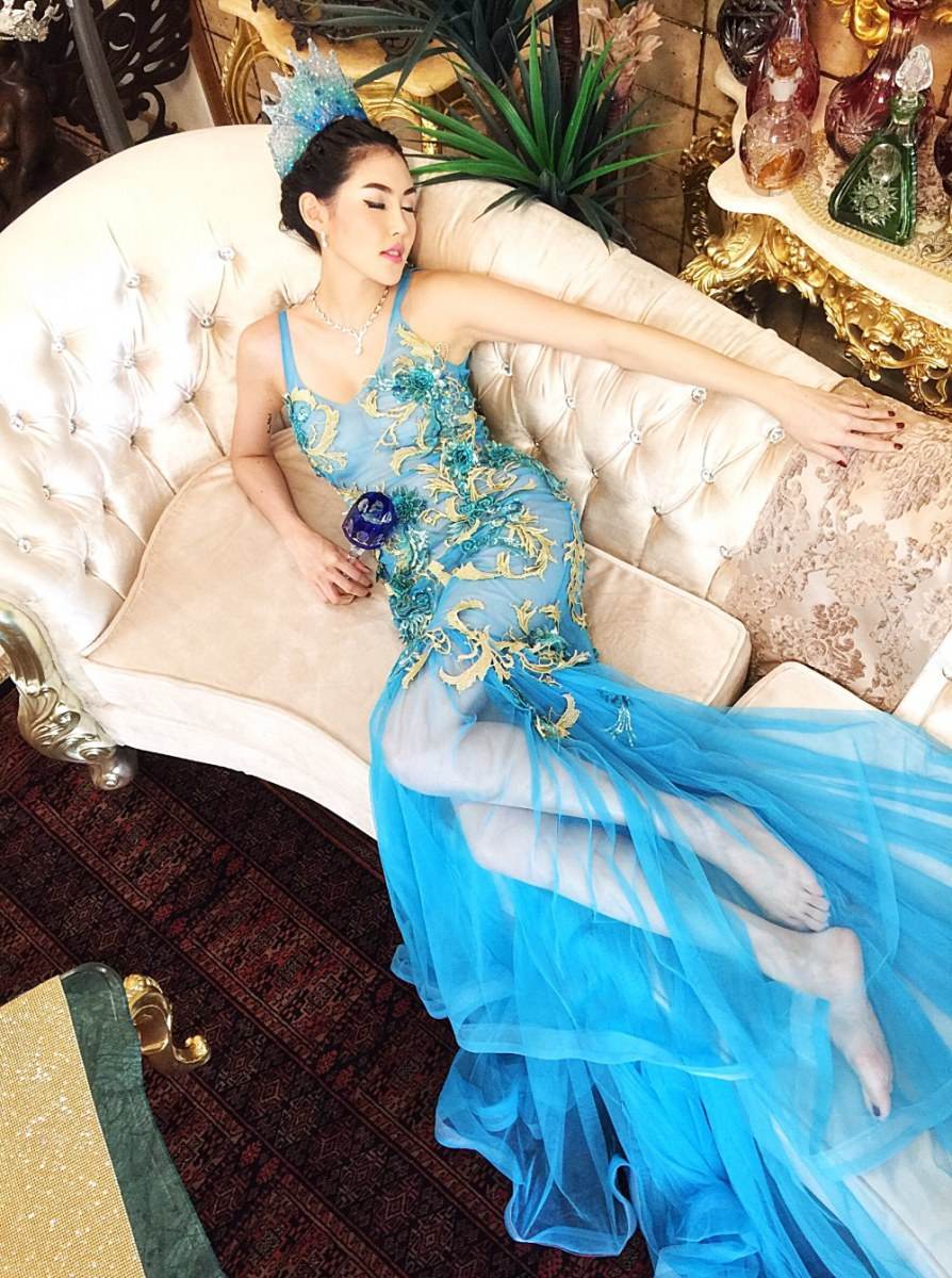 ชอบมั้ย ??? ชุดใสๆ ตีมเจ้าหญิงแห่งท้องทะเล สไตล์ เก๋ เลเดอเรอร์