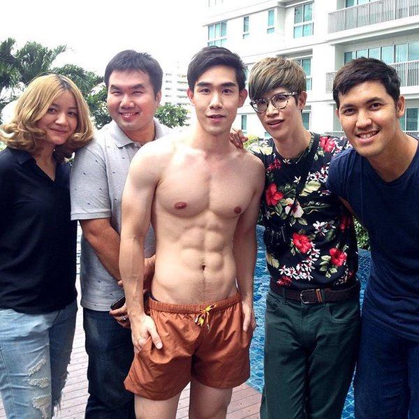 จัดให้ หล่อแซ่บจนน้ำแชะ!!