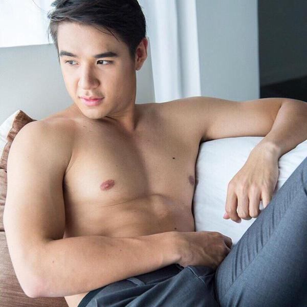 นิว ชัยพล (GLOW Magazine)