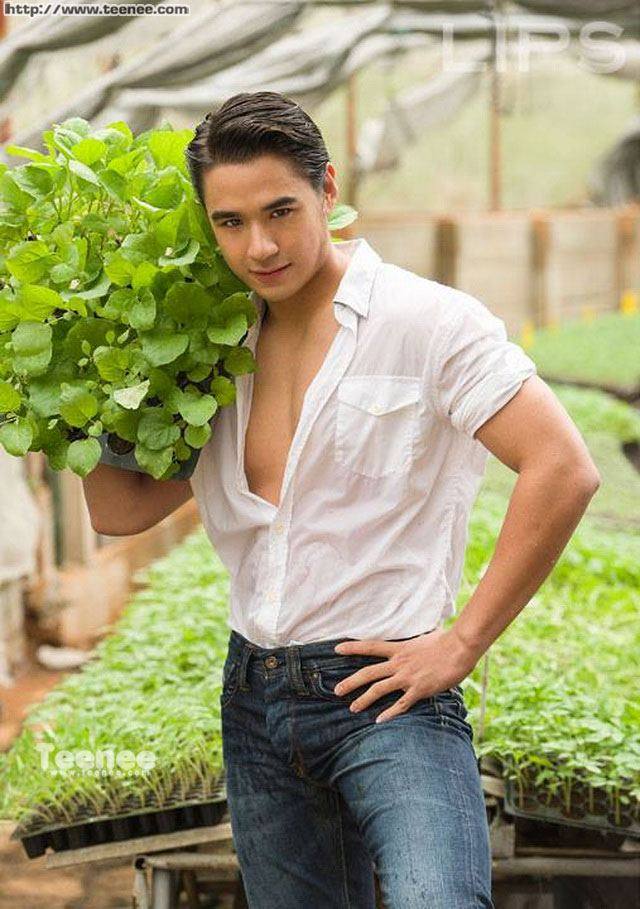 นิว ชัยพล (Volume & Lips Magazine)