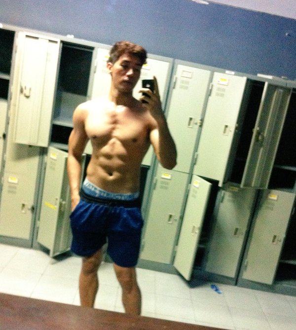 ผู้ชายหน้าร้อน