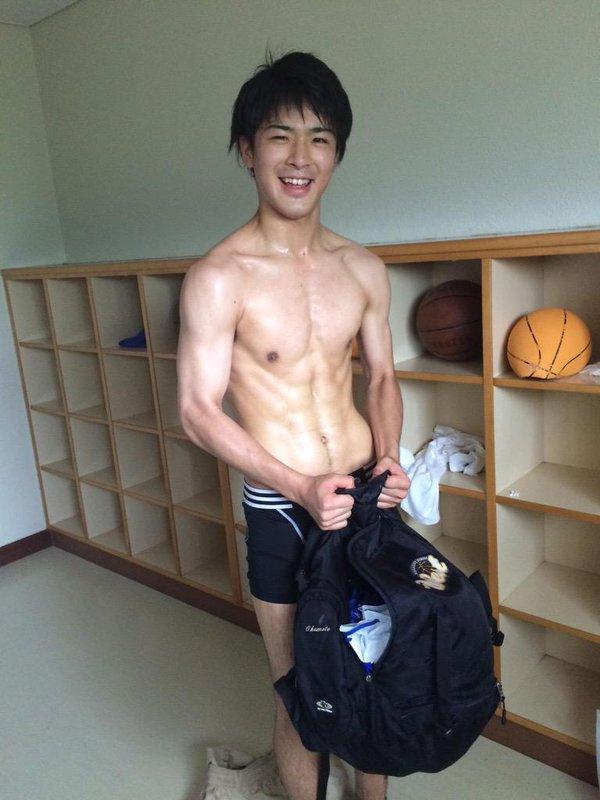 ผู้ชายหน้าร้อน