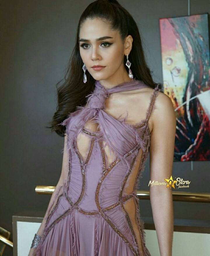 ชมพู่ อารยา ในเทศกาลหนังเมืองคานส์วันที่2