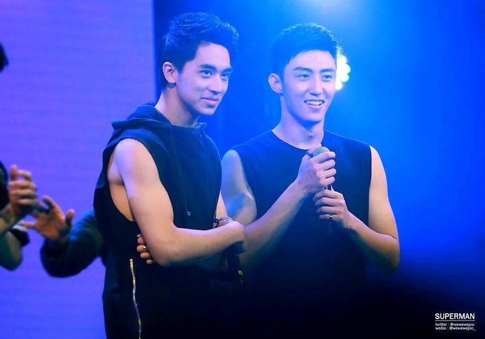แค่สองวิแต่โมเม้นท์มากมาย#จิ้งหยู&โจวโจว