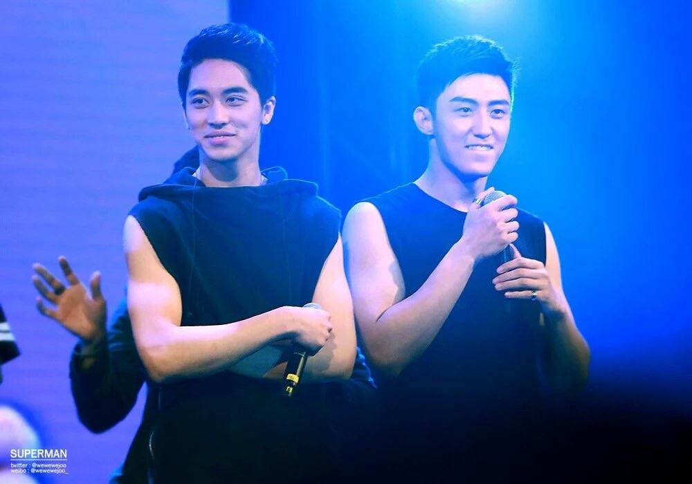 แค่สองวิแต่โมเม้นท์มากมาย#จิ้งหยู&โจวโจว