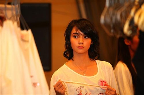 "มุก มิสทีนไทยแลนด์ 2011" ตื่นเต้นสุดๆประเดิมละคร "ขมิ้นกับปูน" ละครรีเมคอีกเรื่อง ที่คนไทยทั้งประเทศเฝ้ารอชม