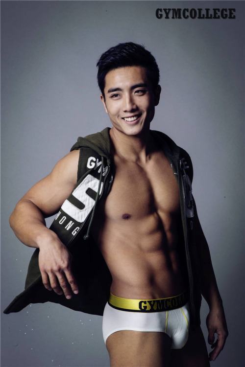 คลุกกับข้าวเที่ยง