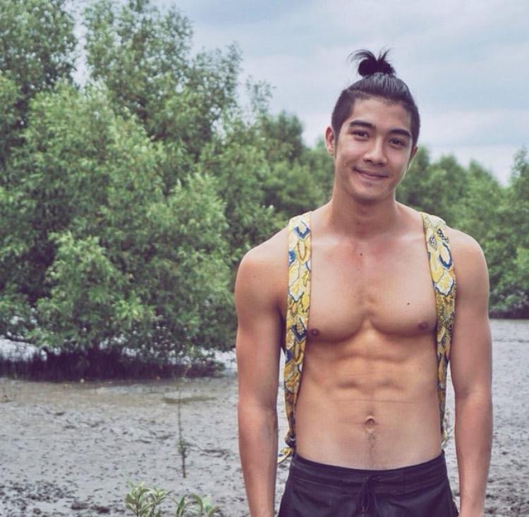 ภาพแซ่บจาก เพจ Facebook : รวมหนุ่มหล่อน่ารัก - เกย์ ที่แซ่บจนน้ำต้องเดิน [2]