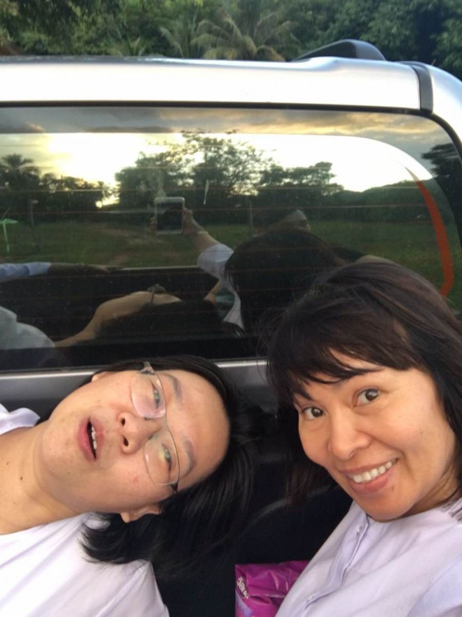 โป้งโมเดล pongmodel ทำบุญ ครบรอบ40ปี