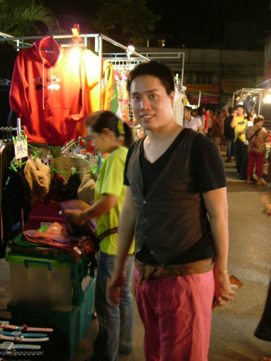 โป้งโมเดล pongmodel ทำบุญ ครบรอบ40ปี