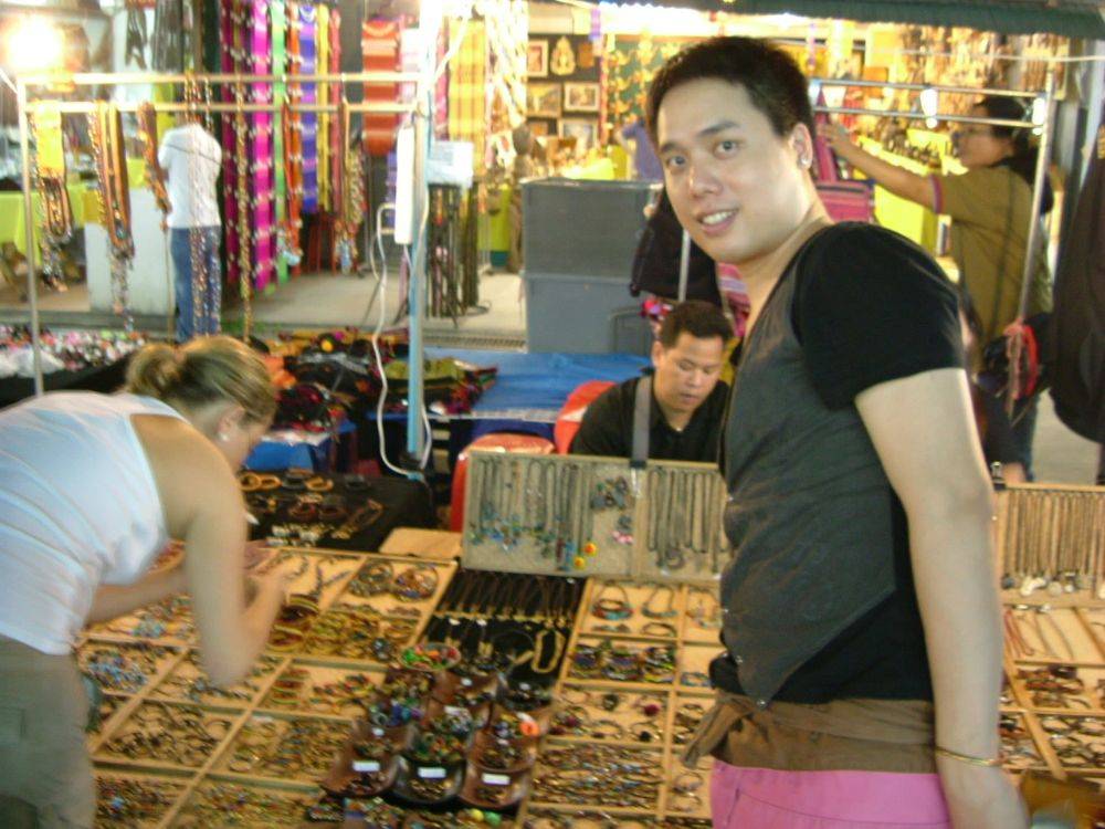 โป้งโมเดล pongmodel ทำบุญ ครบรอบ40ปี