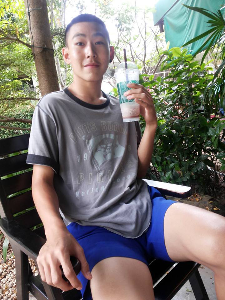 โป้งโมเดล pongmodel อาร์ตตี้
