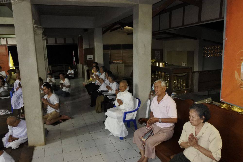โป้งโมเดล pongmodel ทำบุญ ครบรอบ40ปี