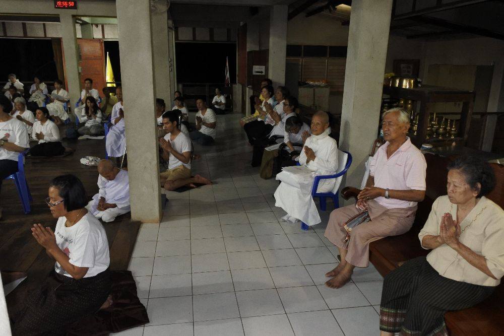 โป้งโมเดล pongmodel ทำบุญ ครบรอบ40ปี