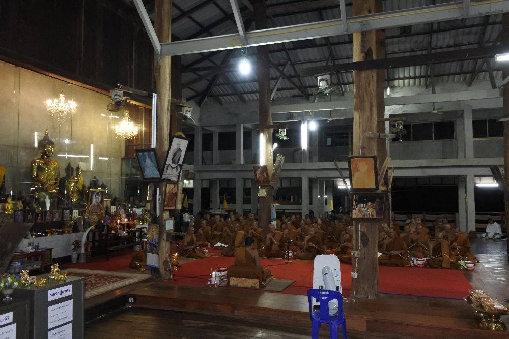 โป้งโมเดล pongmodel ทำบุญ ครบรอบ40ปี