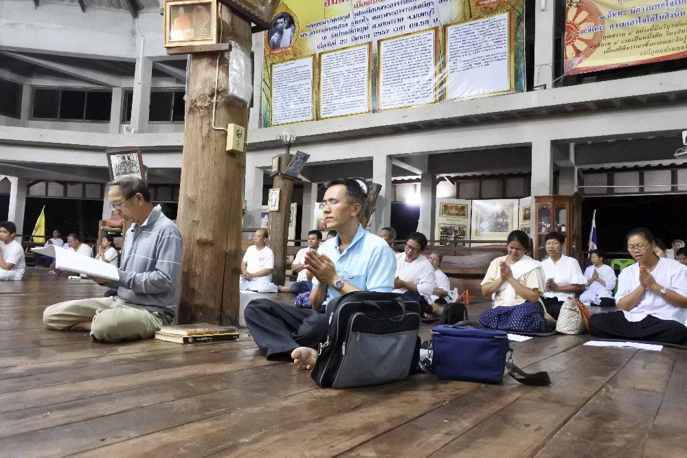 โป้งโมเดล pongmodel ทำบุญ ครบรอบ40ปี