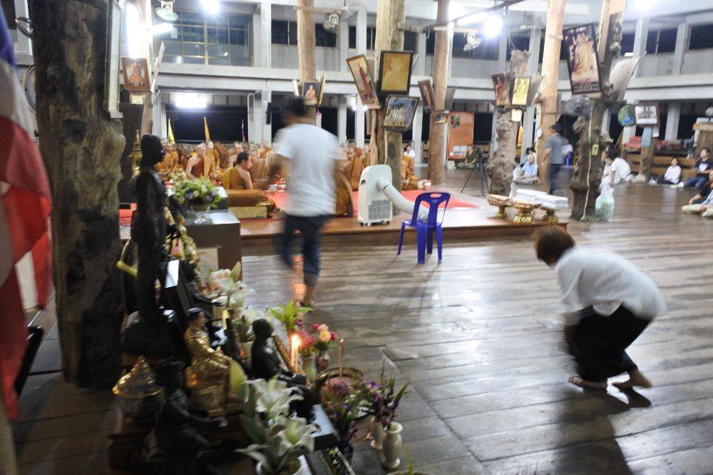 โป้งโมเดล pongmodel ทำบุญ ครบรอบ40ปี